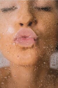 pouted lips